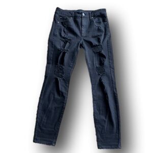NWOT Aeropostale High Rise Jegging Destroyed Black